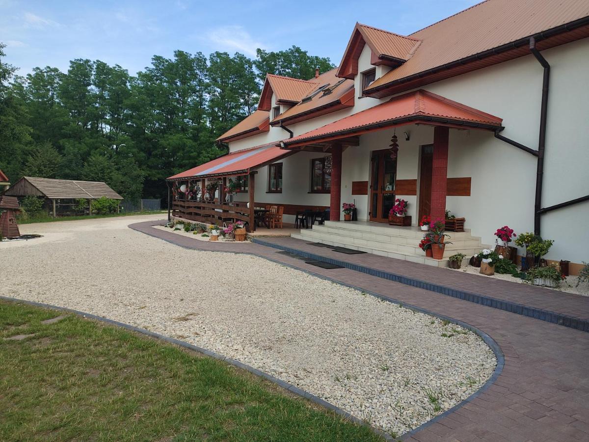 Agrowczasy Nad Stawem Villa Gartatowice Kültér fotó
